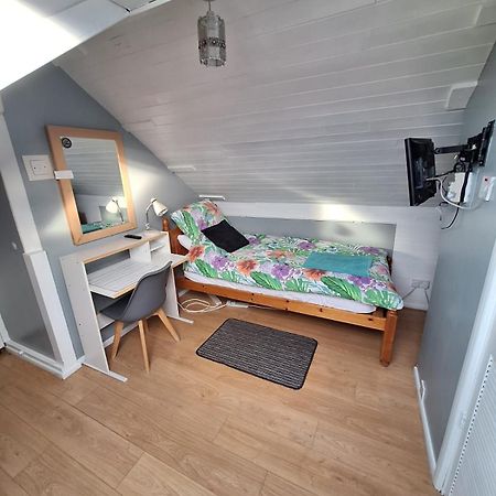 Harrow B & B Buitenkant foto
