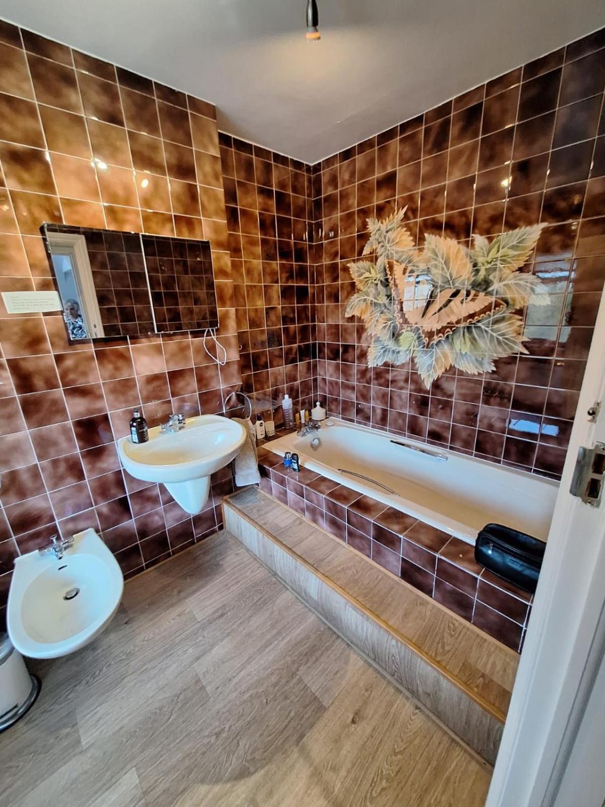 Harrow B & B Buitenkant foto
