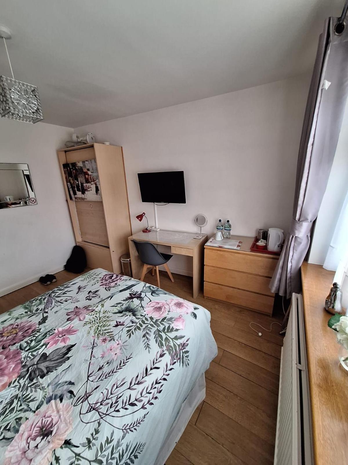 Harrow B & B Buitenkant foto